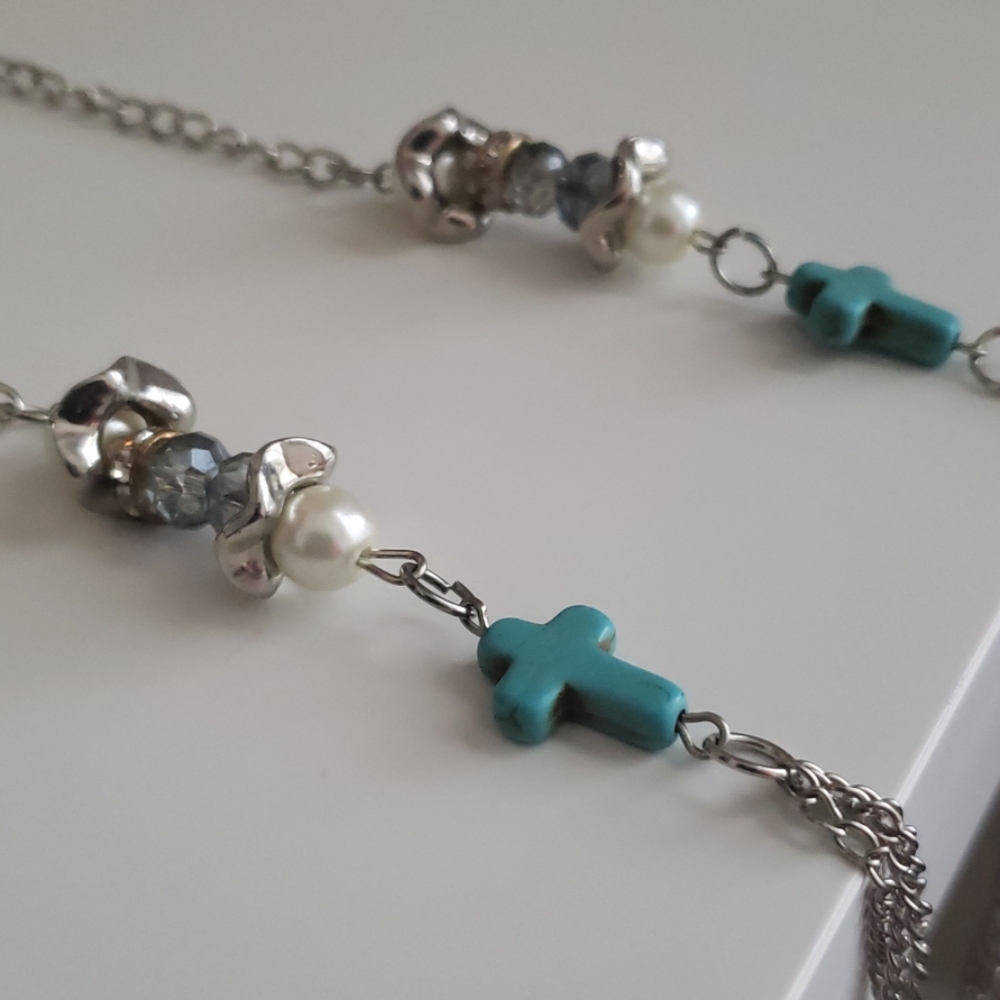 Necklace - Picture 2 of 3